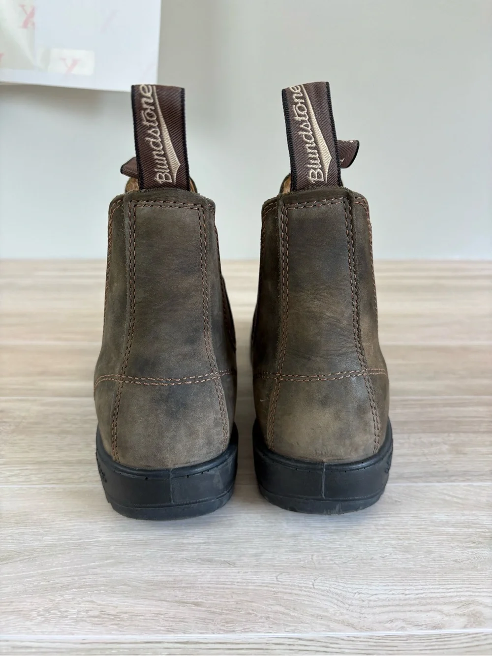 Blundstone 585 Chelsea Boots Unisex M 6.5 W8 Classic Comfort Gorpcore PNW Casual